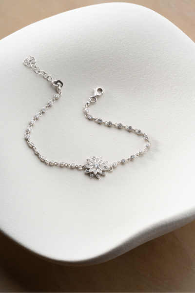 Silvano Jewelry 925 Ayar Gümüş Beyaz Taşlı Lotus Çiçeği Suyolu Bileklik