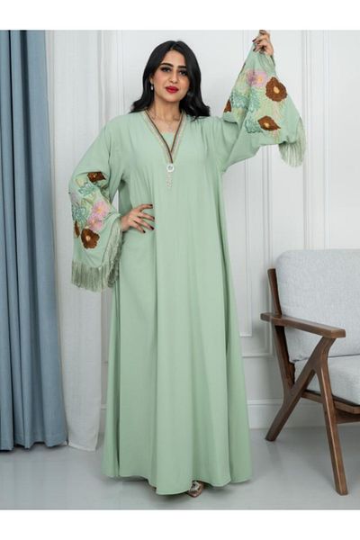 Nice Model Luxury Embroidered Jalabiya Dress Long Sleeve Tassel Kaftan Women Traditional Abaya Plus Size