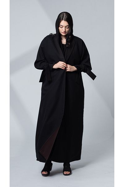 outline Brown lined candy abaya