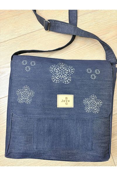 Trend Moda Laser Grinding Denim Messenger Bag with Zippered Shoulder Strap