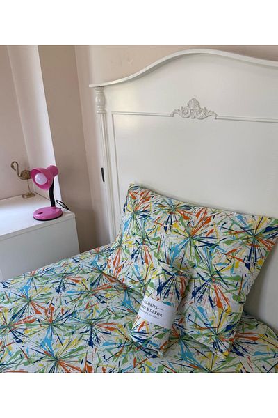 Gloriys Home & Decor Multicolored Double Fitted Sheet