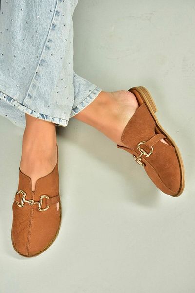 Fox Shoes U944150403 Tan Genuine Leather Closed Front Women's Slippers