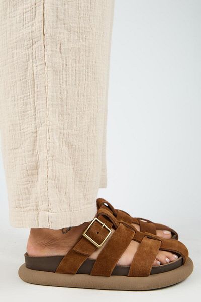 Manijero Brancato Women's Genuine Leather Buckle Banded Sabo Tan Slippers