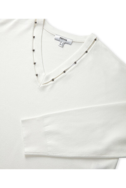 İpekyol Metal aksesuarlı cutout triko