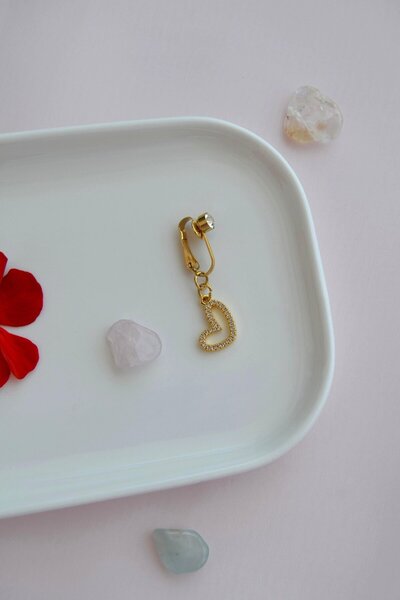 Sacce Scarves&Accessories Deliksiz Göbek Piercingi Kalp Model Kalp Charmlı Mıknatıslı Göbek Piercingi