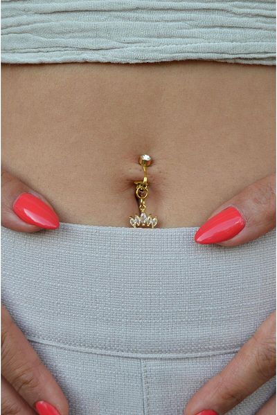 Sacce Scarves&Accessories Perforation-Free Navel Piercing Crown Model Princess Crown Magnet Navel Piercing with Charm