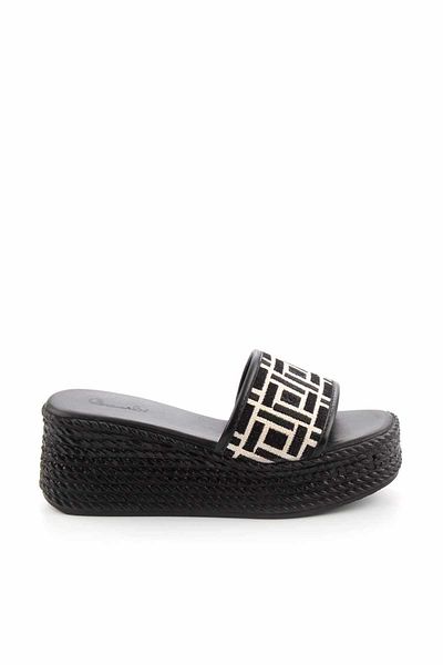Bambi Beige Black Women's Slippers K04862501028