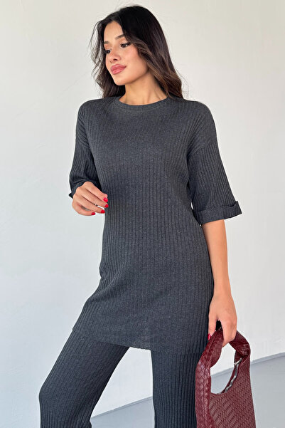 Cappmoda Tkm-03451 Smoked Camisole Fabric Slit Suit