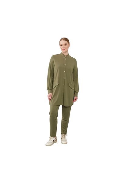 Levidor Judge Collar Button Closure Combed Cotton Sports Suit