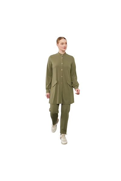 Levidor Judge Collar Button Closure Combed Cotton Sports Suit