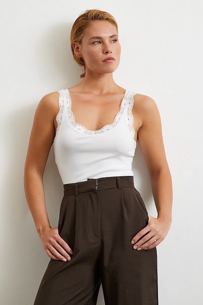 Never more Lace Strap Ball White