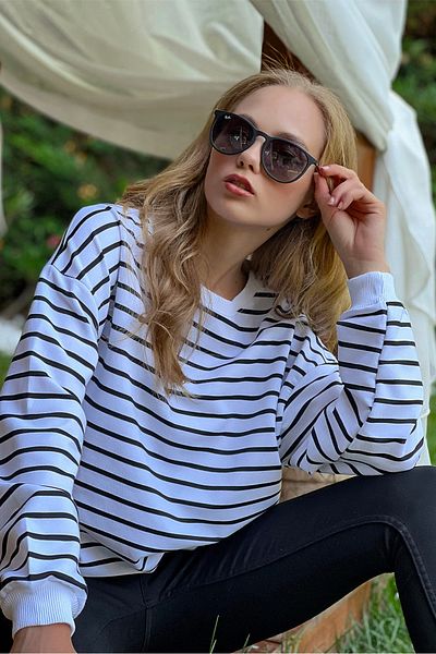 VAGGON Women's Black Crew Neck Striped Seasonal Oversize Sweatshirt Prmx8873