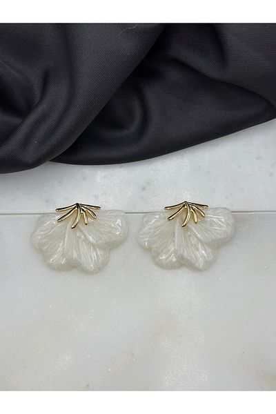 Duéra White Enamel Floral Gold Detailed Design Stylish Earrings