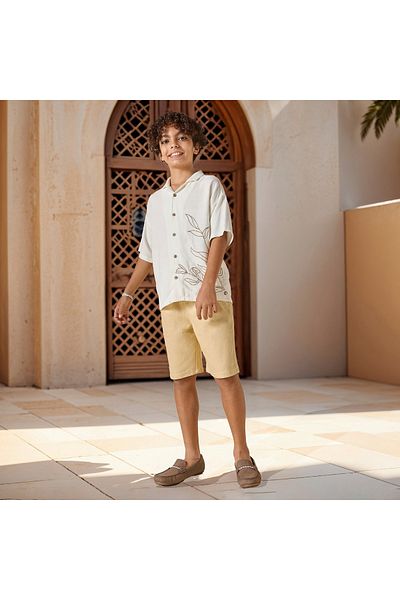 ELIGO Flower Embroidered Shirt with Short Sleeves and Button Closure