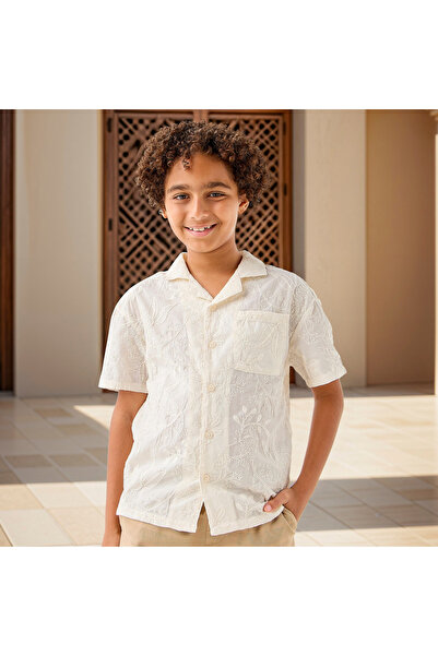 Juniors قميص مطرز بأكمام قصيرة