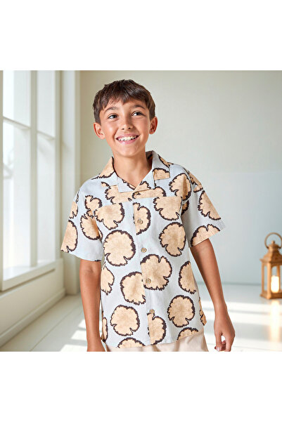 ELIGO قميص مطبوع بأكمام قصيرة وياقة معسكر