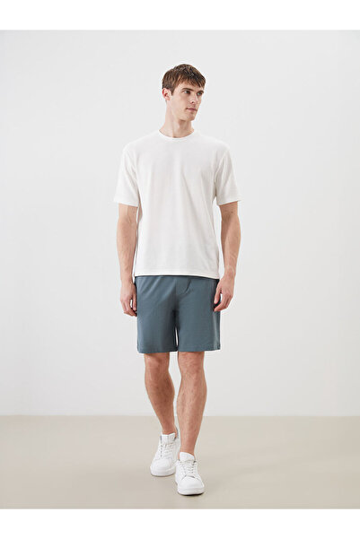 LC Waikiki شورتات رجالية من UZG STORE بتصميم StandardFit للرجال الأنيقين