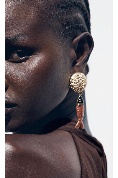 Pinery Jewels Vip Series - Brand Model Gold Embossed Fish Women's Earrings Pair