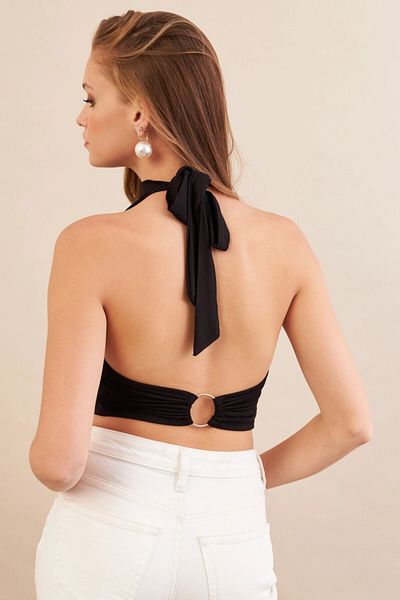 Cool & Sexy Γυναικεία Μαύρη Μπλούζα με Λεπτομέρεια Παράθυρο EY3108