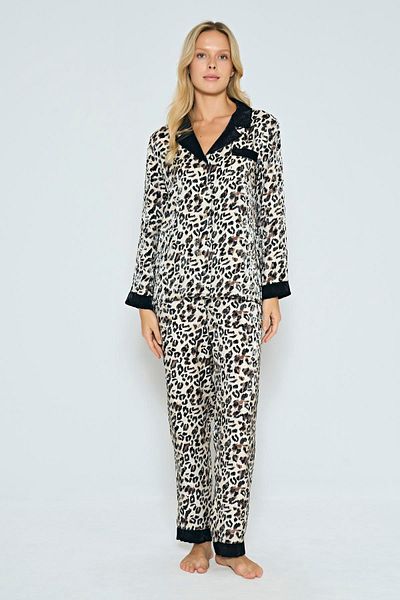 civetta Viscose Leopard Patterned Front Buttoned Pajama Set