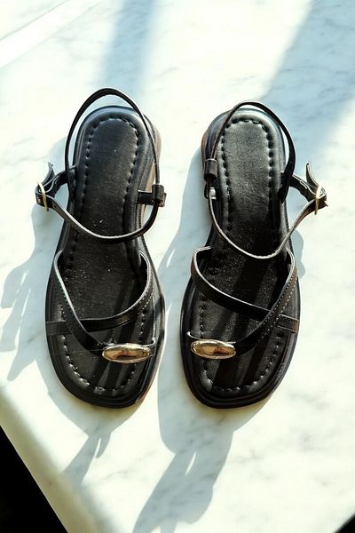 DİVOLYA Millo Black Ring Detailed Daily Use Sandals