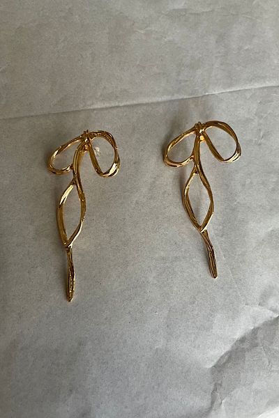 stravis Gold Color Bow Earrings