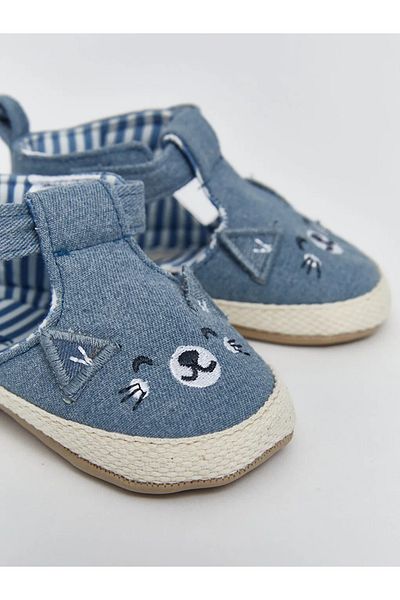 LC Waikiki LCW STEPS Сини обувки за първи стъпки с фигура на животни за бебешко момче