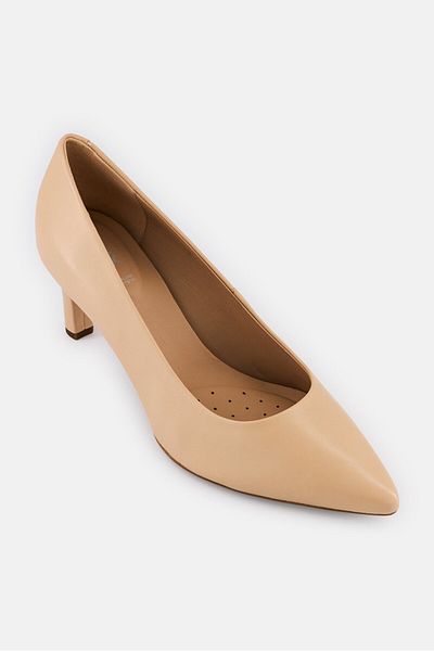 Geox Women Bibbiana Slip On Pumps, Nude