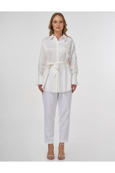 Kayra Çiçek Aplikeli Saten Tunik Ekru