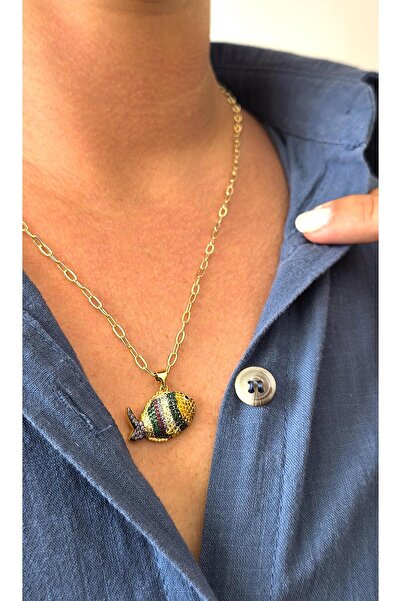 VOBEEYKU قلادة سلسلة بيضاوية الشكل على شكل سمكة من الحجر الأخضر الأصفر من الس...