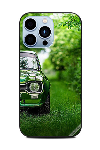Covernex غطاء حماية لهاتف Apple iPhone 13 Pro - سيارة خضراء في حديقة خضراء