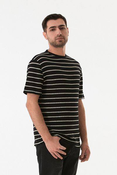 Fulla Moda Πλεκτό μπλουζάκι με ριγέ διάτρητο λαιμόκοψη