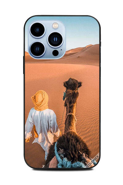 Covernex غطاء حماية لهاتف أبل آيفون 13 برو، رجل مع جمل في الصحراء
