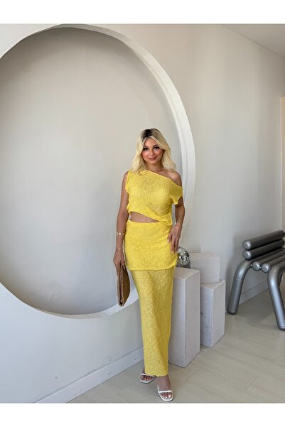 FEHUBLOOM Yellow Textured Drape Detailed Double Suit