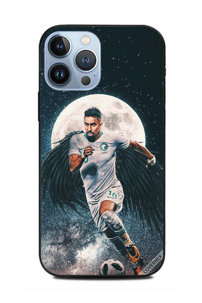 Covernex غطاء حماية لهاتف آبل آيفون 13 برو ماكس سالم الدوسري يحمل كرة قدم