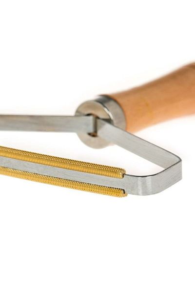 OEM Wooden Handle Device for Removing Pet Hair 13 x 16 cm