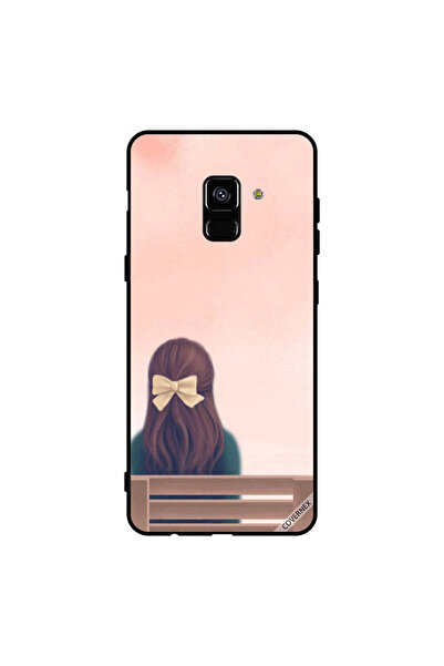 Covernex غطاء حماية لهاتف سامسونج جالاكسي A8+ (2018) - فتاة جميلة على مقعد
