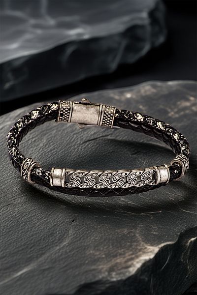 OSMANLI GÜMÜŞ Braided Black Leather Men's Bracelet – Antique Design with Silver Motif