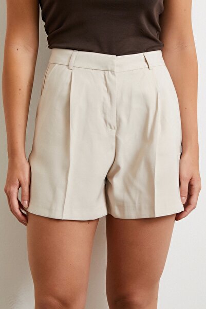 Never more Pleated Pocket Shorts Mink