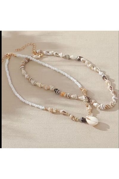 Stoneday Set of 2 Summer Necklaces with Seashells and Gold Apparatus