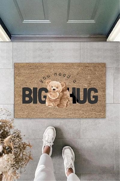 Mu Art Ahşap Decorative Digital Big Hug Teddy Bear Beige Door Mat Outdoor Door Mat K-3190