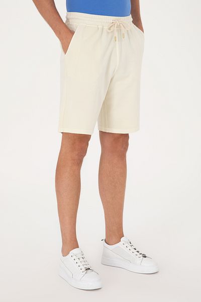 U.S. Polo Assn. Men's Cream Knitted Shorts 50298037-Vr071