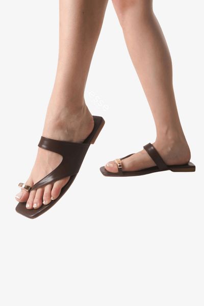 ESSE CO Soleil Women's Gold Buckle Casual Summer Flip Flops