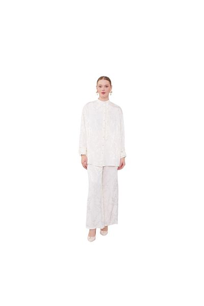 Levidor Ruffle Button Detailed Chain Pattern Double Suit