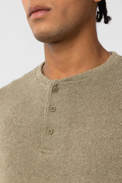 VAMOSCLO Basic Oversize Button Collar T-Shirt Khaki