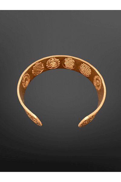 FM Antique Model 6 Pieces of Prayer and Sealed Copper Bracelet |   Traditional Elegance with Embossed Pattern