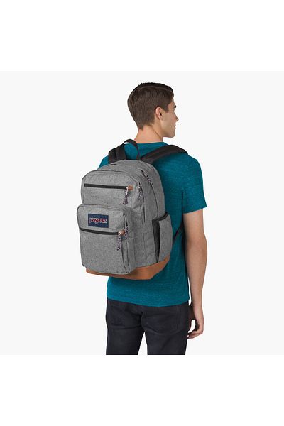 Jansport حقيبة ظهر جانسبورت الصلبة بأحزمة قابلة للتعديل وسحاب للإغلاق - ٢١×٣١×٤٤ سم