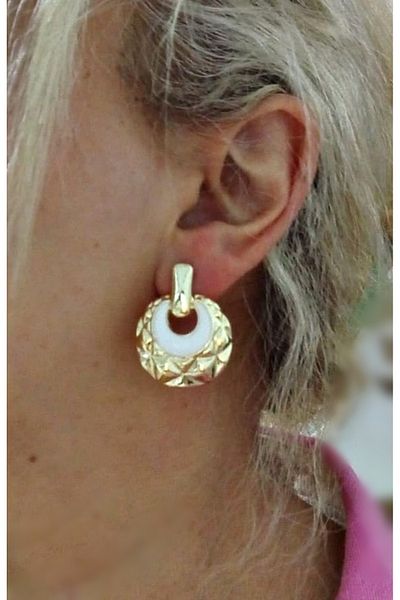 mos&more White Enamel Stylish Women's Earrings