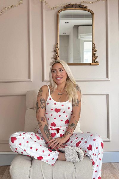 Pijamaevi Red Amour Patterned Knitted Strap Women's Pajama Set