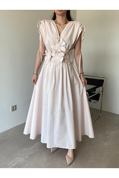 Bade Butik Φόρεμα με λουλουδάτο σχέδιο με λεπτομέρεια από πούδρα